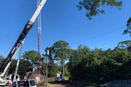 Cable clearance for cell phone tower, Palm Bay